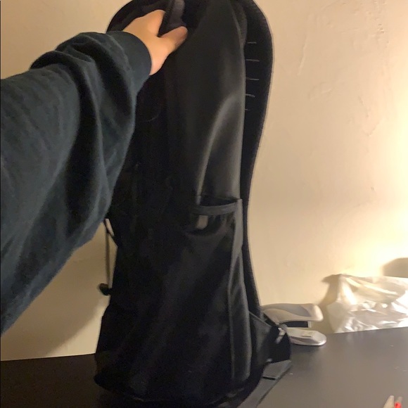 North face jester black backpack - Picture 2 of 6